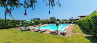 Il Borgo VIP D8 700mt From The Beach