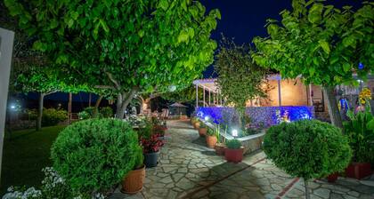 Quiet private house with large kitchen and large living areas