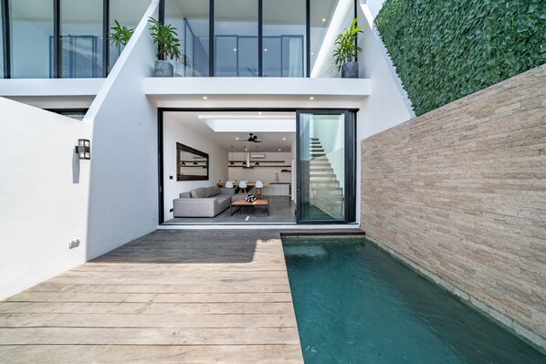 واجهة المنشأة