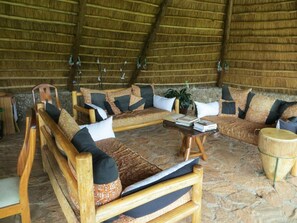 Restaurant - Ngamba Island Tented Camp (Entebbe)