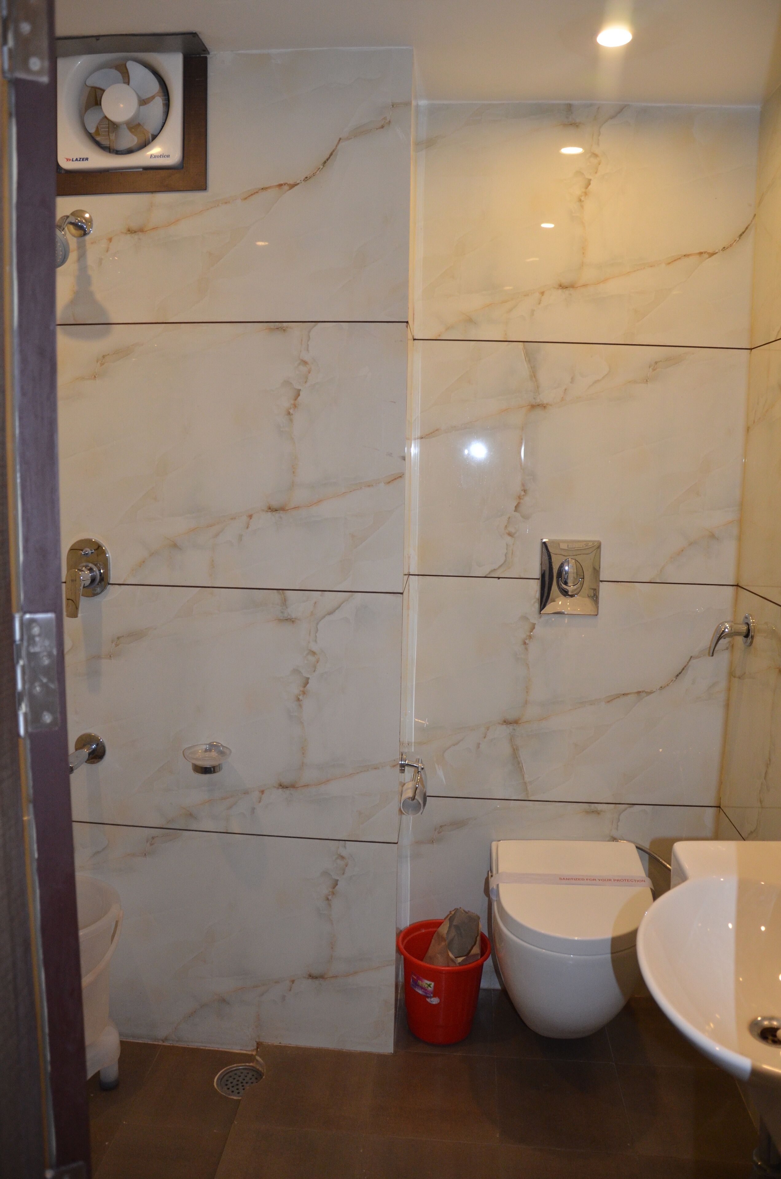 Family Room | Bathroom | Free toiletries, bidet