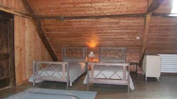 4 chambres, fer et planche Ă repasser, Wi-Fi gratuit