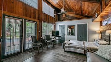 1 soverom, strykejern/-brett, wi-fi og sengetøy