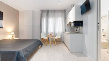 2 makuuhuonetta, Wi-Fi, vuodevaatteet