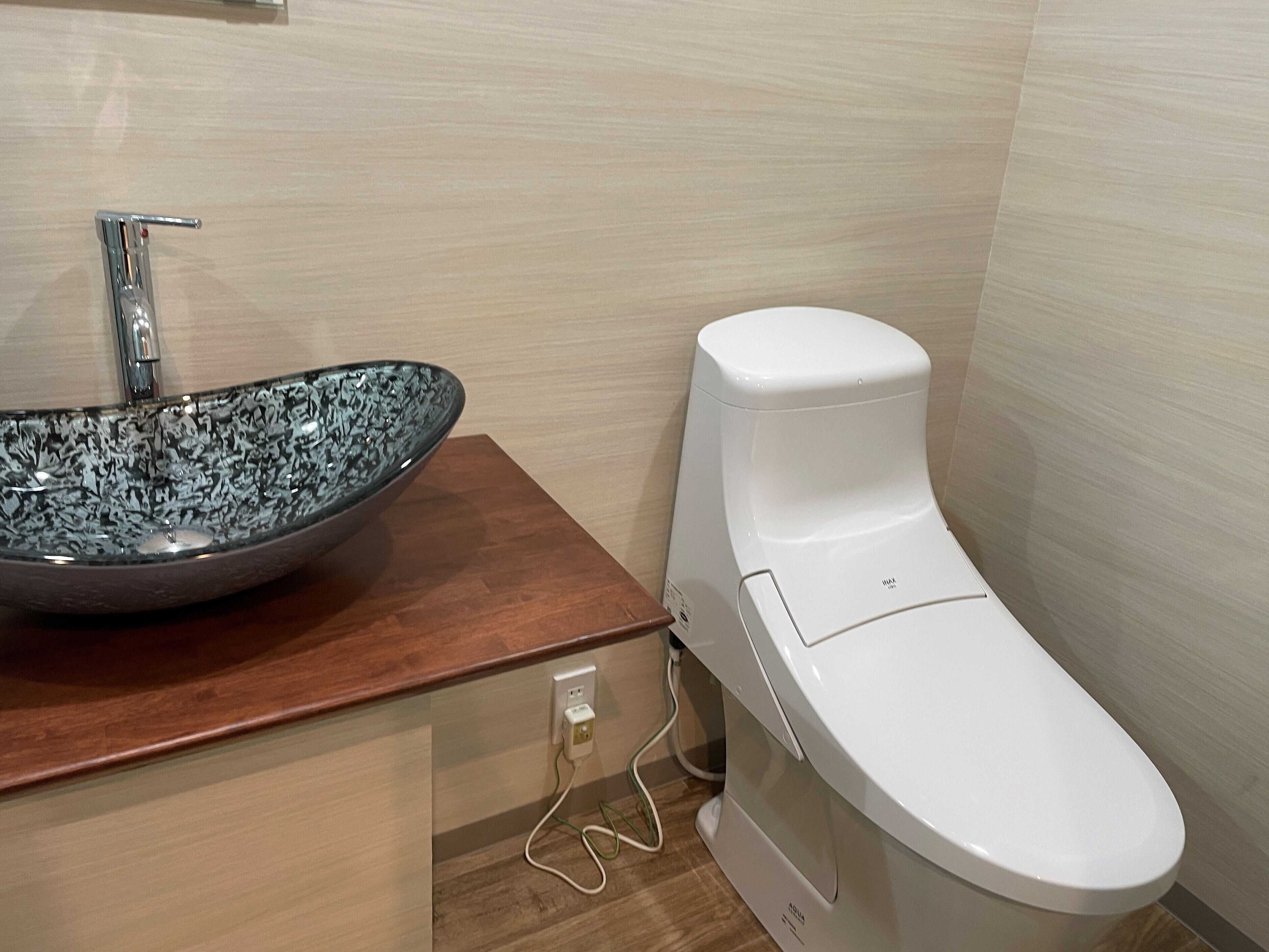 semi double room, non smoking | bathroom | shower, free toiletries, hair dryer, slippers