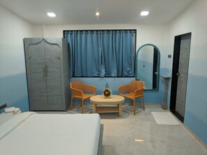 4 bedrooms, WiFi - Raaj Villa The Perfect Home Stay (Igatpuri)