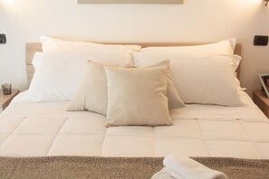 5 chambres, bureau, fer et planche à repasser, Wi-Fi gratuit