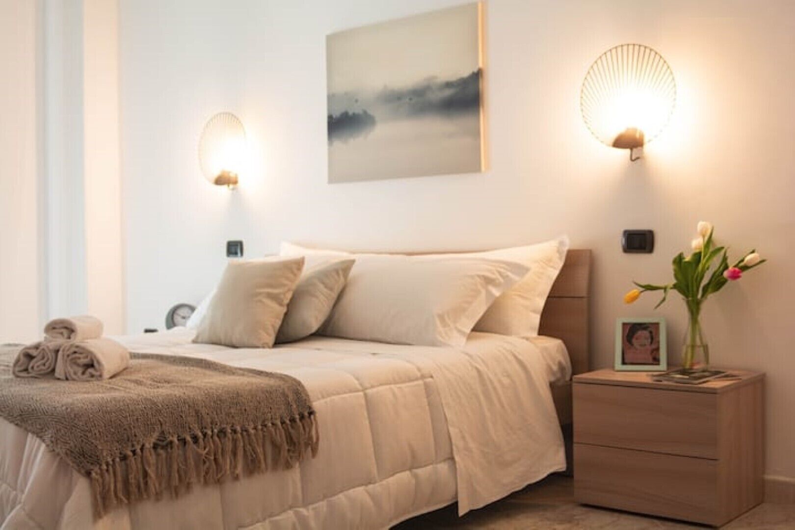 5 bedrooms, desk, iron/ironing board, free WiFi