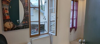 Chez ma petite Reine 1, appartement rétro au cœur de Pontoise