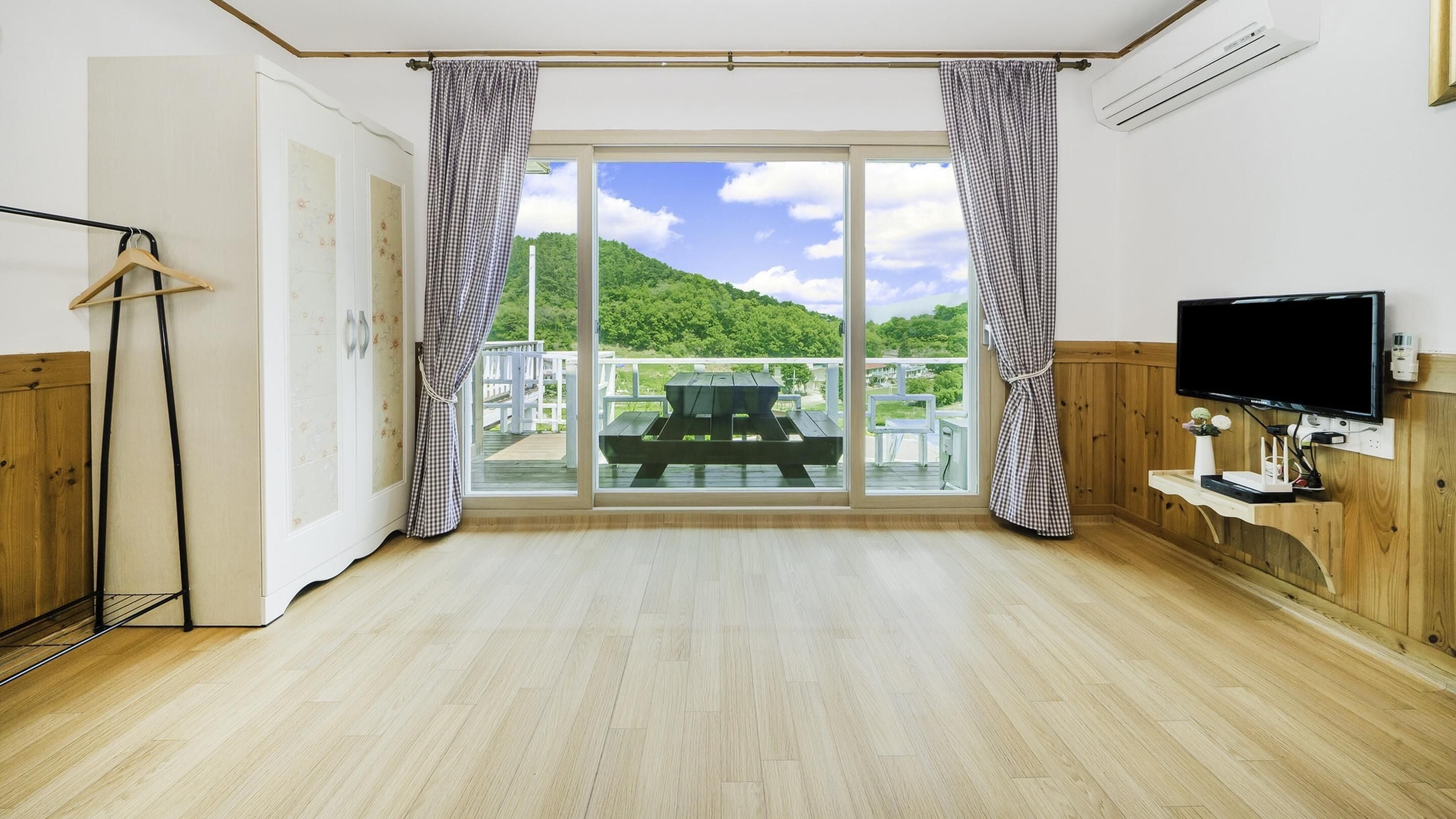 Basic Room, 1 Bedroom (Bdong-dasom(withpet)) | 1 bedroom, free WiFi