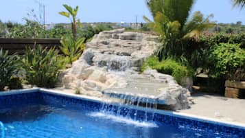 House | Pool