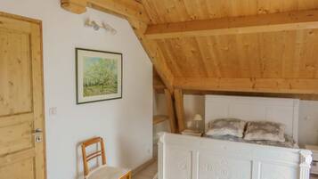 2 slaapkamers, een strijkplank/strijkijzer