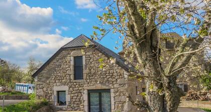 GĂźte de Sainte-Colombe 6/ 8 personnes