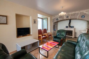 Televisión y reproductor de DVD 