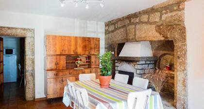 GĂźtes de France 4 personnes au Fau de Peyre