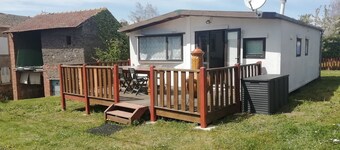 Chalet-style mobile home with 15-square-metre terrace, view of surrounding mountains
