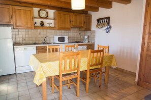 Dining - Gîte de Chantejals 5/7 persons (TERMES)