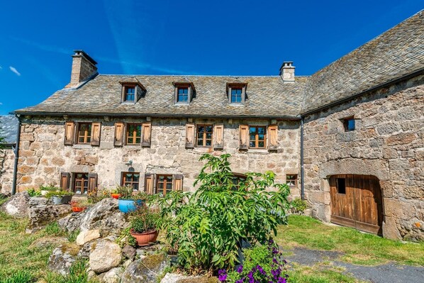 Exterior - Gîte Les Bouteillers 6/8 persons (BRION)