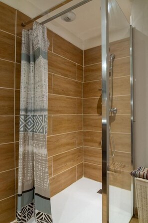 Dusche, Haartrockner