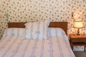 3 Schlafzimmer, Bügeleisen/Bügelbrett, Reisekinderbett