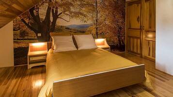 4 habitaciones, tabla de planchar con plancha y cuna de viaje