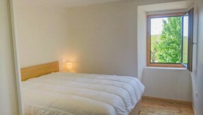 3 Schlafzimmer, Bügeleisen/Bügelbrett, Reisekinderbett, kostenloses WLAN