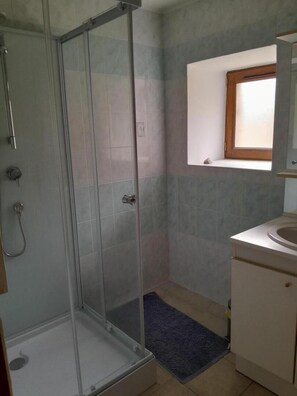 Badewanne, Haartrockner
