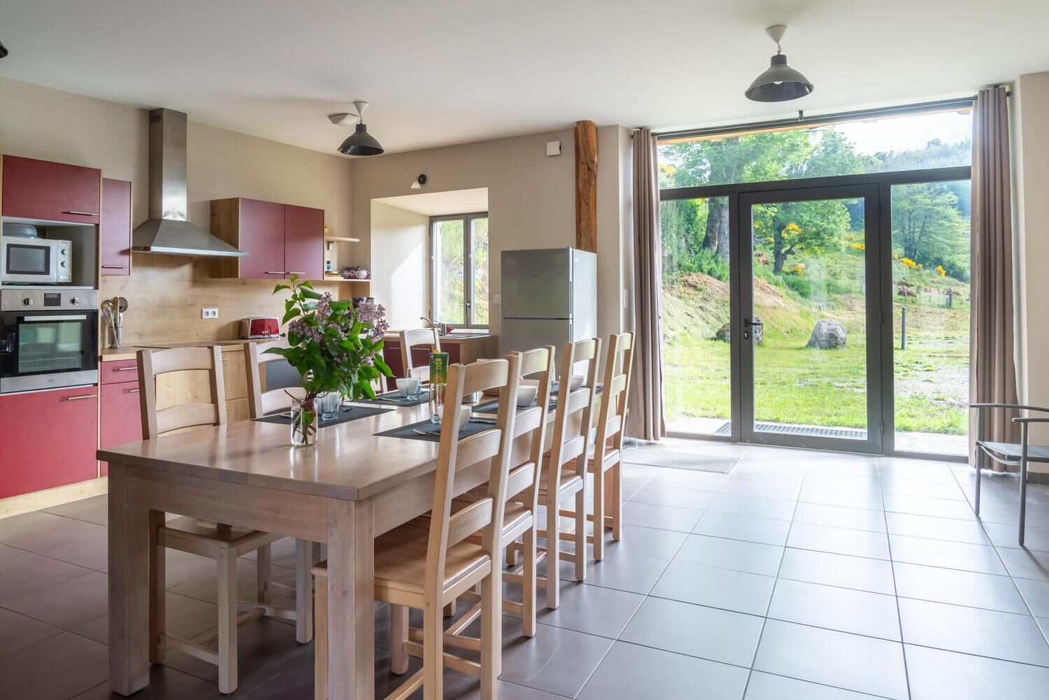 Réfrigérateur, micro-ondes, four, lave-vaisselle