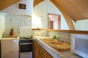 Refrigerador, microondas, horno y lavavajillas 