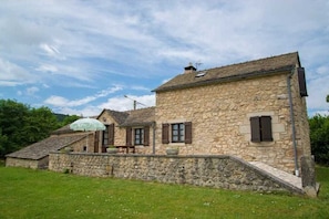 Esterni