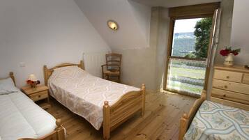 2 bedrooms, iron/ironing board, travel crib, free WiFi