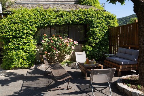 Chez Monique 4/7 people in Florac