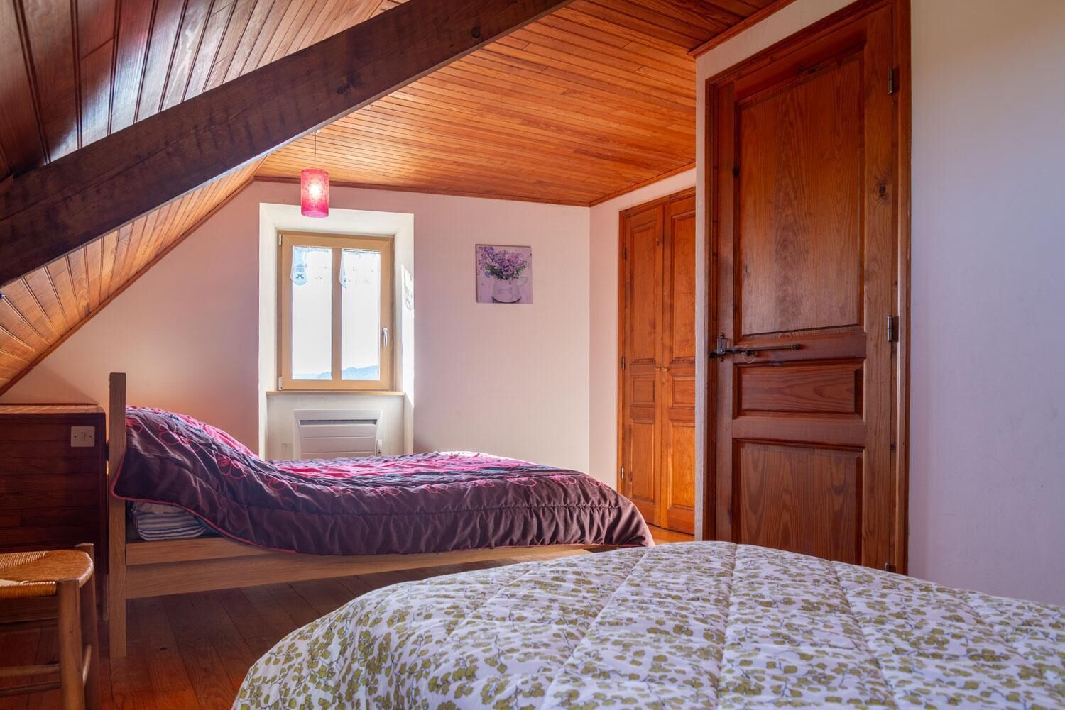 3 多间卧室、熨斗/熨衣板、旅行婴儿床