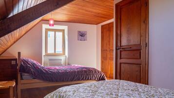 3 soveværelser, strygejern/strygebræt, weekendseng