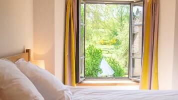 15 habitaciones, cuna de viaje y wifi gratis