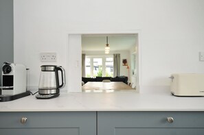 Interior - Corriana (Wadebridge)