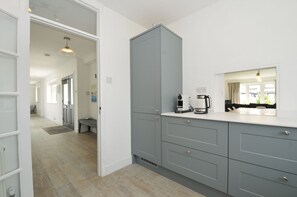 Interior - Corriana (Wadebridge)