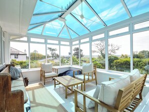Interior - Corriana (Wadebridge)