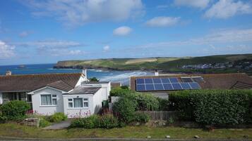 Cottage | Property grounds