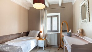 3 Schlafzimmer, Bügeleisen/Bügelbrett, Reisekinderbett, kostenloses WLAN