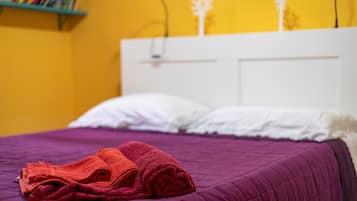 2 bedrooms, iron/ironing board, free WiFi