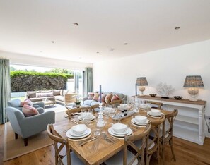 Cottage | Dining - Artemis (Wadebridge)