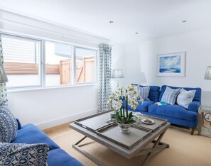 Cottage | Living room | TV - Artemis (Wadebridge)