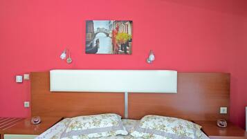 1 chambre, Wi-Fi gratuit, draps fournis