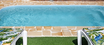 Holiday Home Casa La Teja 1 with Pool, Garden & Wi-Fi