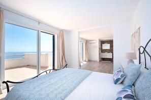 7 bedrooms, iron/ironing board, free WiFi, bed sheets - Holiday Home 'Villa Domus Alba AB' with Sea View, Pool & Wi-Fi (Felanitx)