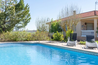 Rural House - Love (+Jacuzzi +Swimming Pool)