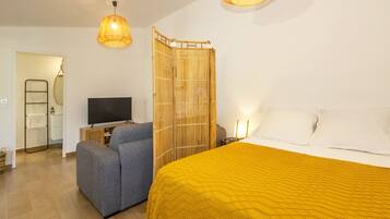 2 chambres, fer et planche Ă repasser, Wi-Fi, draps fournis