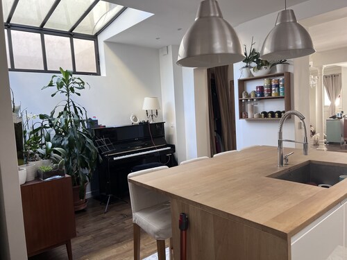 Pleasant town house on the outskirts of Paris