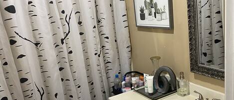 Kombinert dusj/badekar